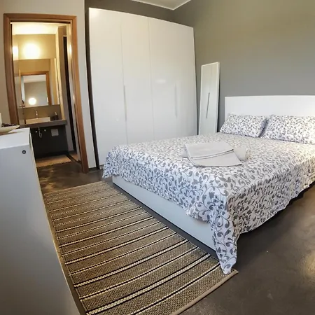 Valsamoggia Aparthotel *